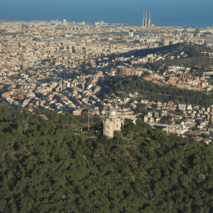 Vista aérea de Barcelona desde la torre de telecomunicaciones de Collserola
