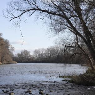 Confluència del riu Ebre i el riu Iregua a Logronyo