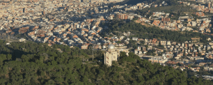 Vista aèria de Barcelona des de la torre de telecomunicacions de Collserola